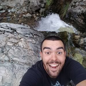 Meet your Posher, Devin